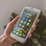 Bingung Pilih Produk Fisik atau Digital? 10 Poin Ini Akan Bantu Keputusanmu